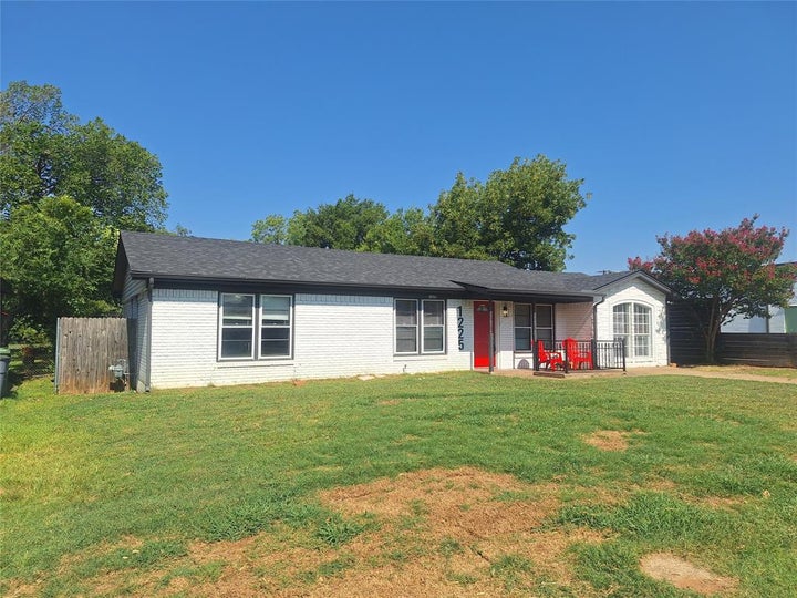 Photo 1 of 25 — 1225 Harrison Lane, Hurst, TX 76053
