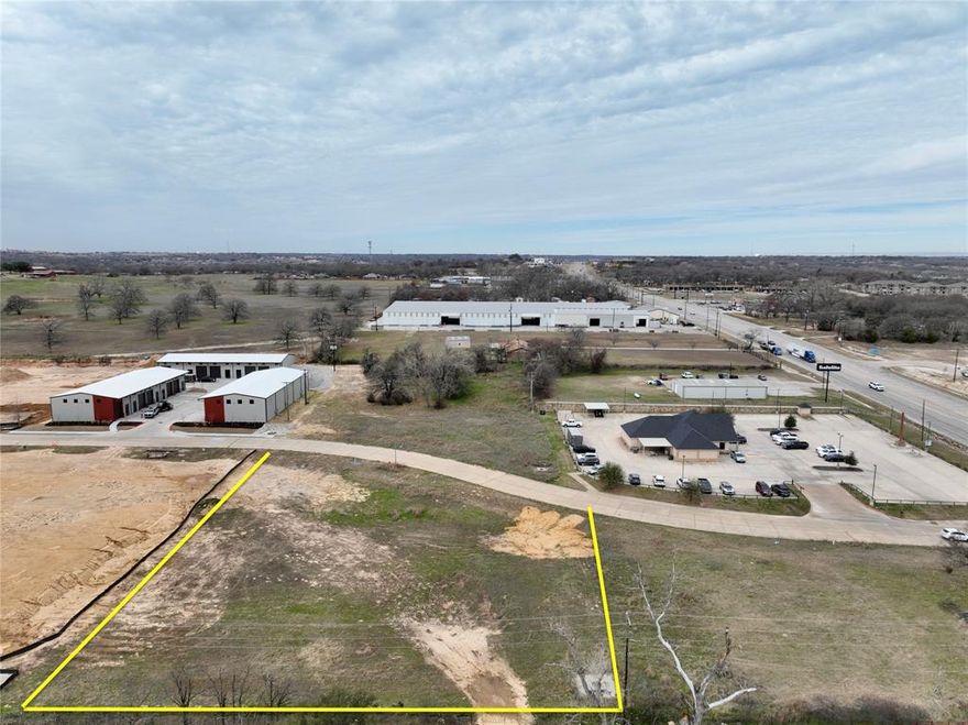 *Prime 1.1-Acre Commercial Lot – East Pointe Business Park, Weatherford, TX**

1.1 acres of prime commercial land in East Pointe Business Park, located off high-traffic **US Hwy 180** between Hudson Oaks and Weatherford, Texas. Zoned **C-1** for retail, office, service, or mixed-use development. Utilities (water, sewer, electricity) already in place for quick build-out.

Surrounded by new construction and ongoing growth, this level lot offers excellent visibility and accessibility. Just minutes from I-20, providing easy connectivity to the DFW Metroplex (25 miles east).

Parker County ranks among Texas' fastest-growing areas, with Weatherford benefiting from strong population influx, a pro-business climate, low taxes, skilled workforce, and proximity to major markets. Ideal for starting or expanding a business in this booming corridor.

Don't miss this ready-to-develop opportunity in one of North Texas' hottest growth zones! Contact for details or to schedule a viewing.

All Civil work has been approved by the city.