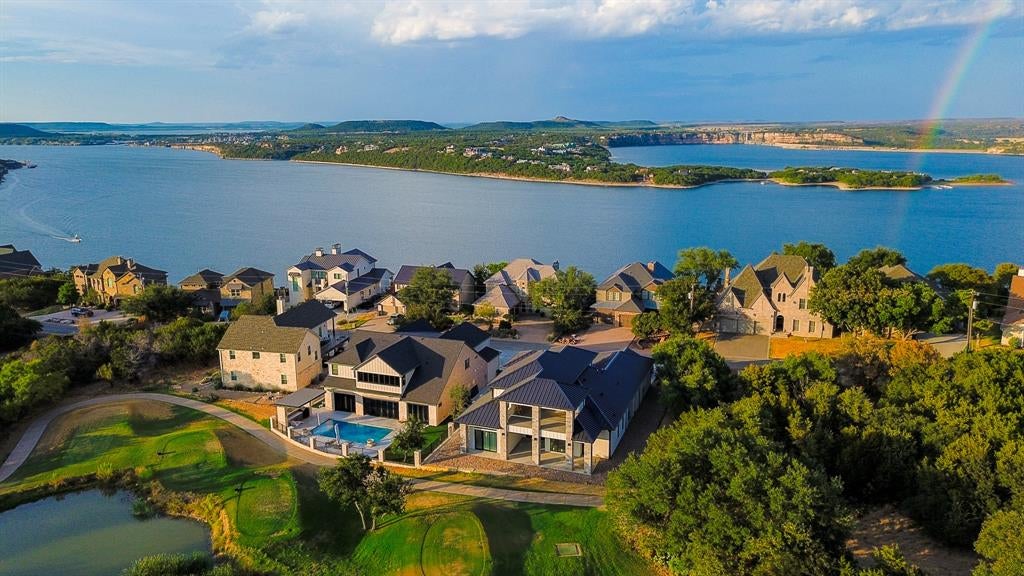 125 Oyster Bay