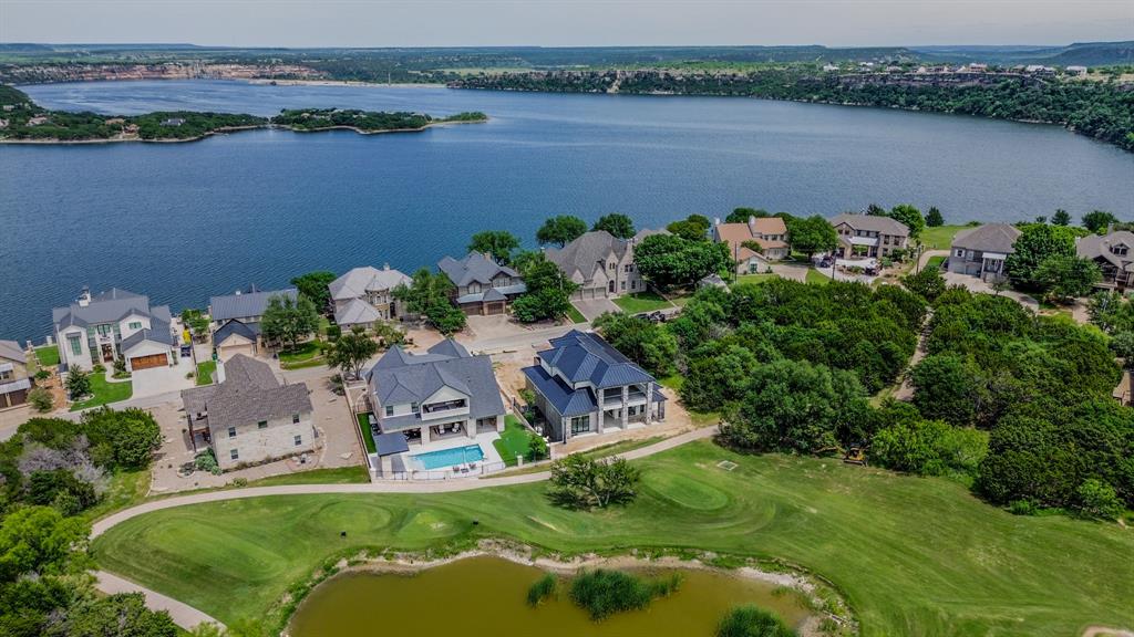 125 Oyster Bay
