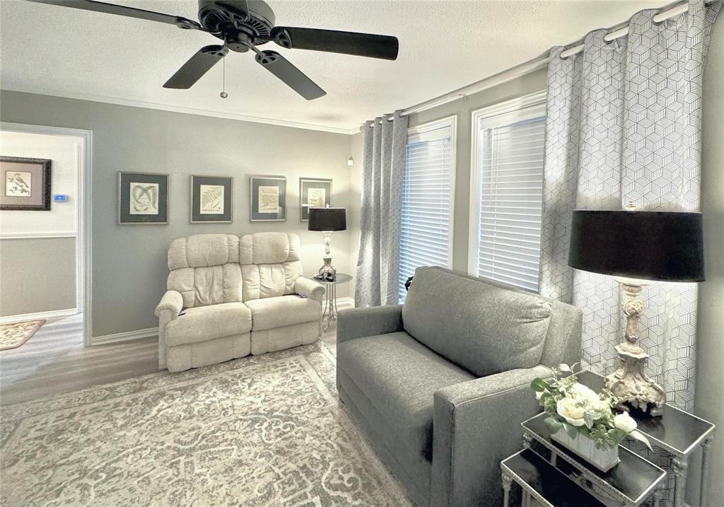 627 Dogwood Trail