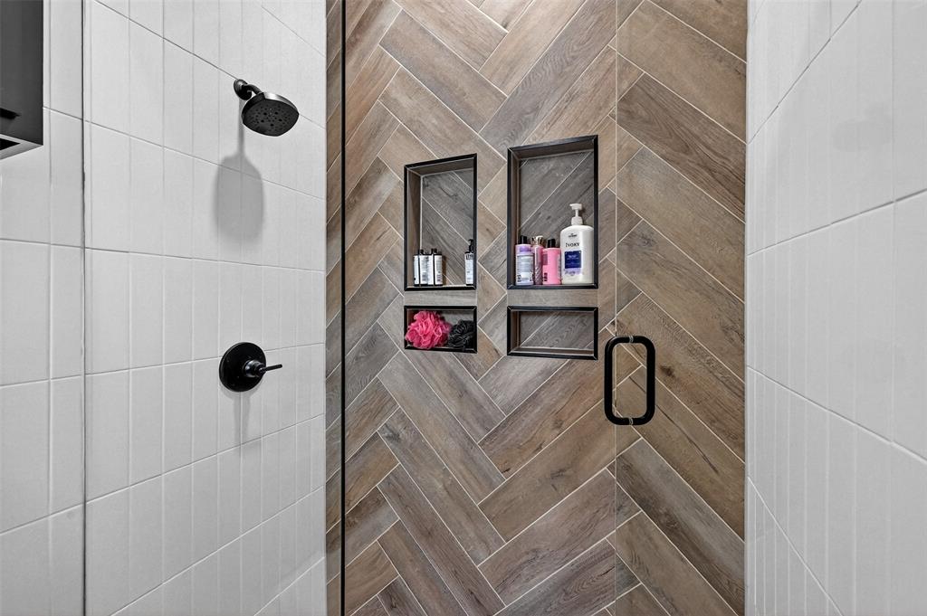 Bridges At Preston Xing Sec 1 - Residential