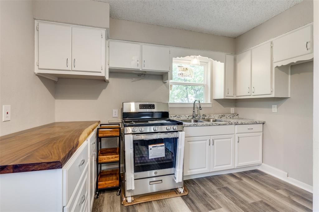 1541 Cloverdale Drive