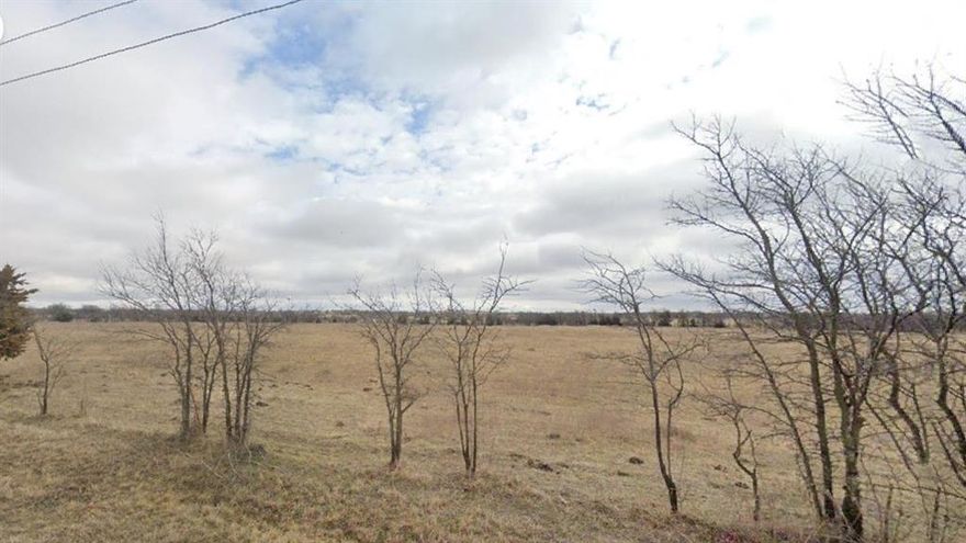252.123± Acres Unimproved Land Sanger, TX ETJ

Prime 252.123± acre tract of unimproved land located within the Extraterritorial Jurisdiction (ETJ) of Sanger, Texas. Situated at a major intersection in one of the fastest-growing corridors of Denton County, this property offers an exceptional development opportunity. The site features excellent frontage and visibility with convenient access to major thoroughfares, making it well suited for a variety of future uses including residential, commercial, or mixed-use development (subject to approvals). Surrounded by ongoing growth and expanding infrastructure, this tract presents a rare opportunity to acquire a large contiguous acreage in a high-demand North Texas market.