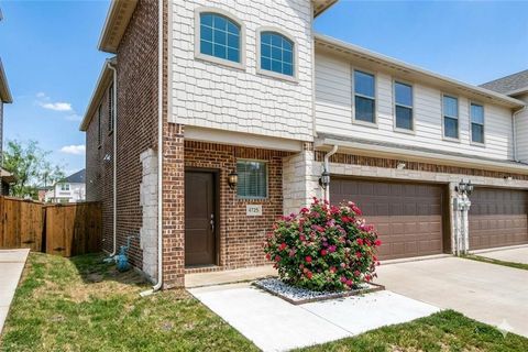 Photo of 4725 Hafeela Drive, Irving, TX 75061 (MLS # 21211088)