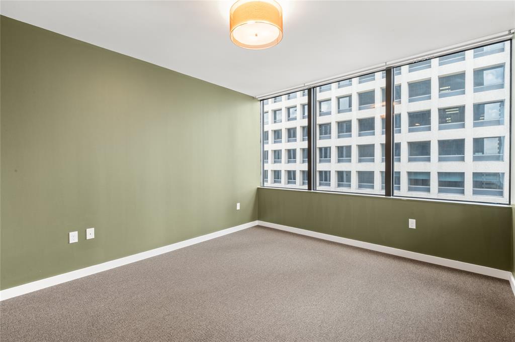 Metropolitan 1200 Main St Condo - Residential