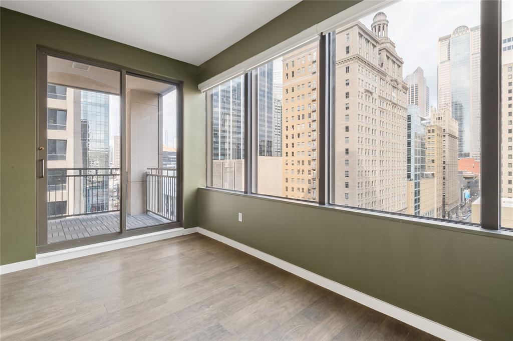 Metropolitan 1200 Main St Condo - Residential