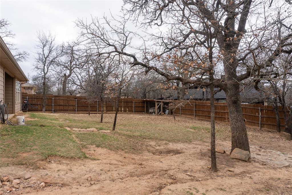 RUNAWAY BAY UNIT 6 - Residential