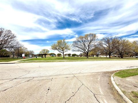 Tiny photo for 1801 Coleta Place, Garland, TX 75040 (MLS # 21210334)