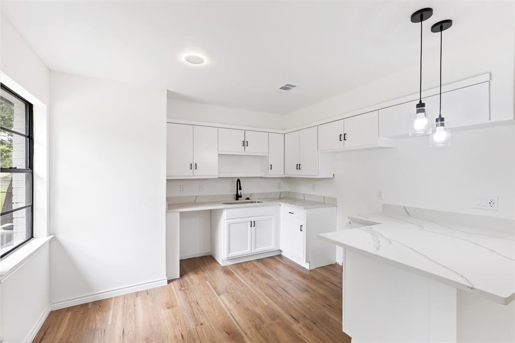 Oakridge Terrace - Residential