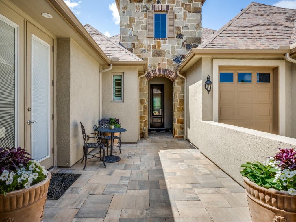 9813 Ironwood Drive
