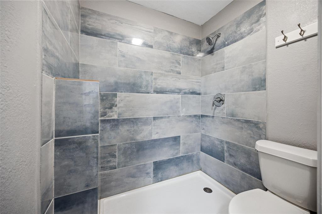 Fort Worth, Texas 76112, United States, 3 Bedrooms Bedrooms, ,2 BathroomsBathrooms,Residential,Active,2954