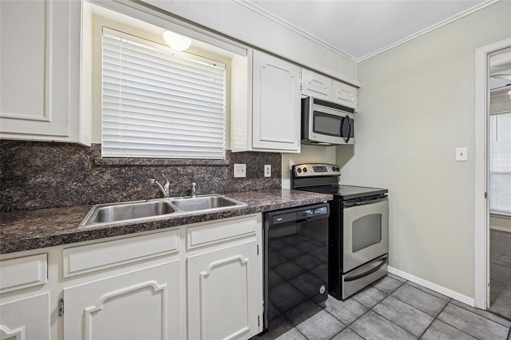 Fort Worth, Texas 76112, United States, 3 Bedrooms Bedrooms, ,2 BathroomsBathrooms,Residential,Active,2954