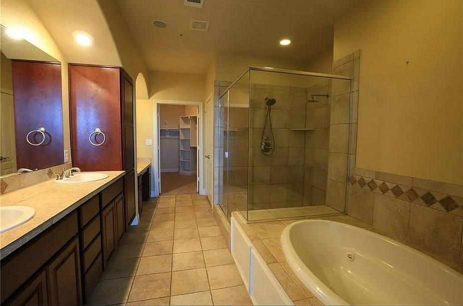 Watersedge At Lake Ray Hubbard - Residential