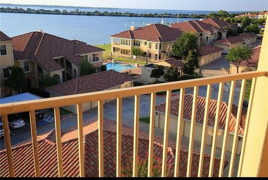 Watersedge At Lake Ray Hubbard - Residential
