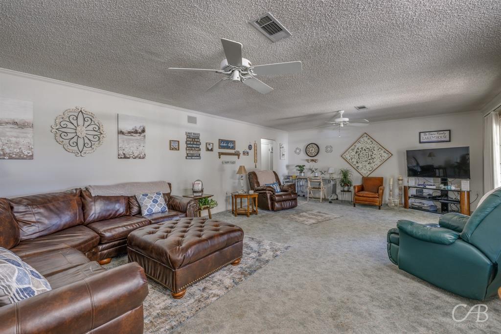 Jzr Lakeside Estate Add - Residential