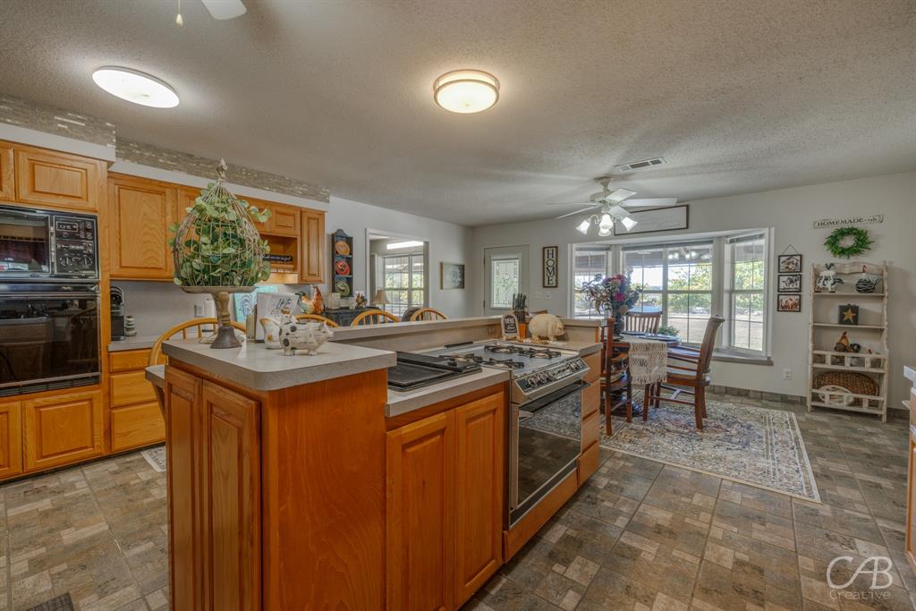 Jzr Lakeside Estate Add - Residential