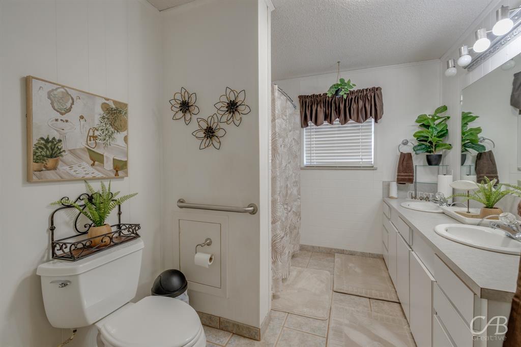 Jzr Lakeside Estate Add - Residential