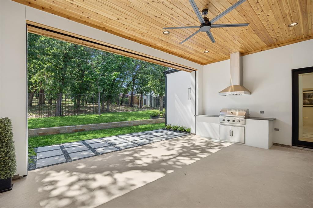 225 Metairie Lane