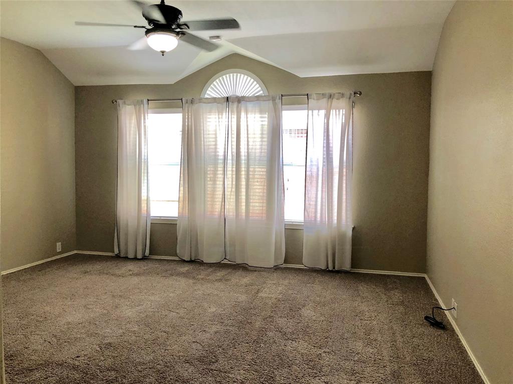 Shadow Lakes North - Residential