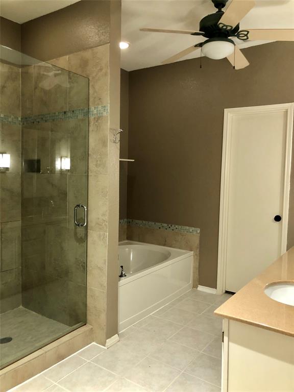 Shadow Lakes North - Residential