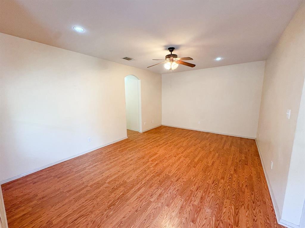 905 Walnut Street