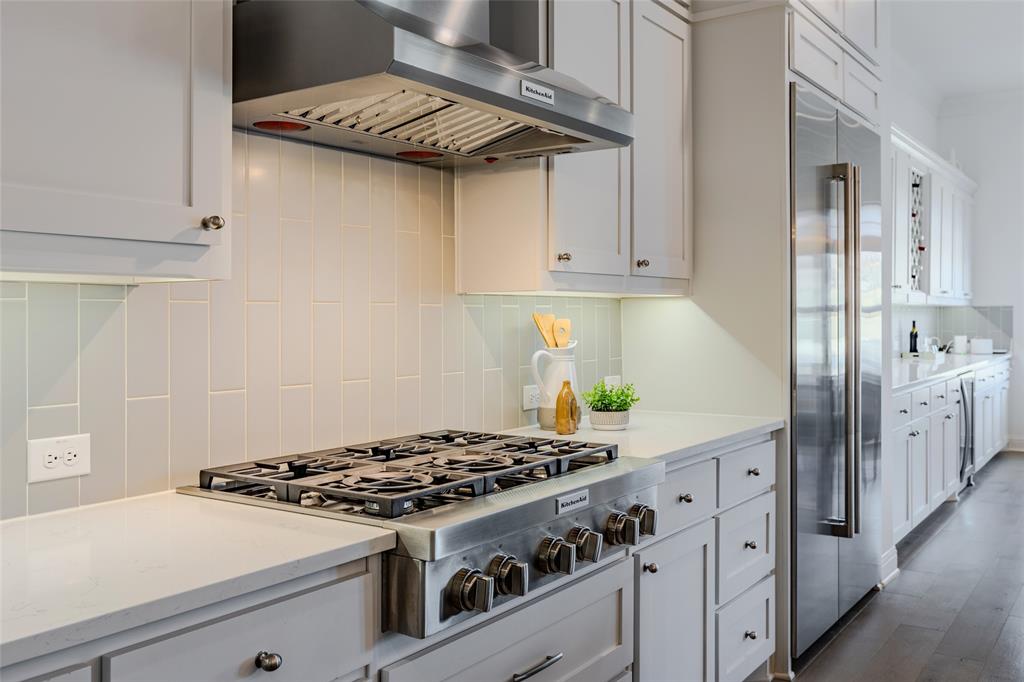 Townlake Ph Four - Residential