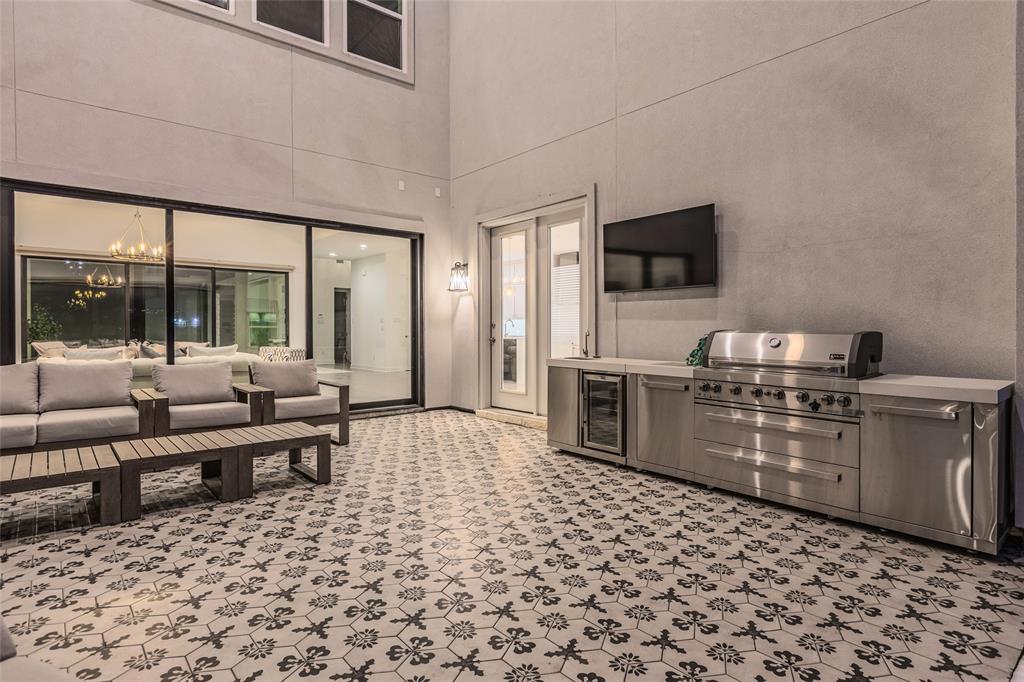 Townlake Ph Four - Residential