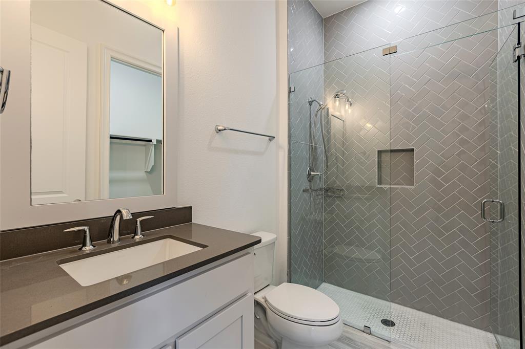 Townlake Ph Four - Residential