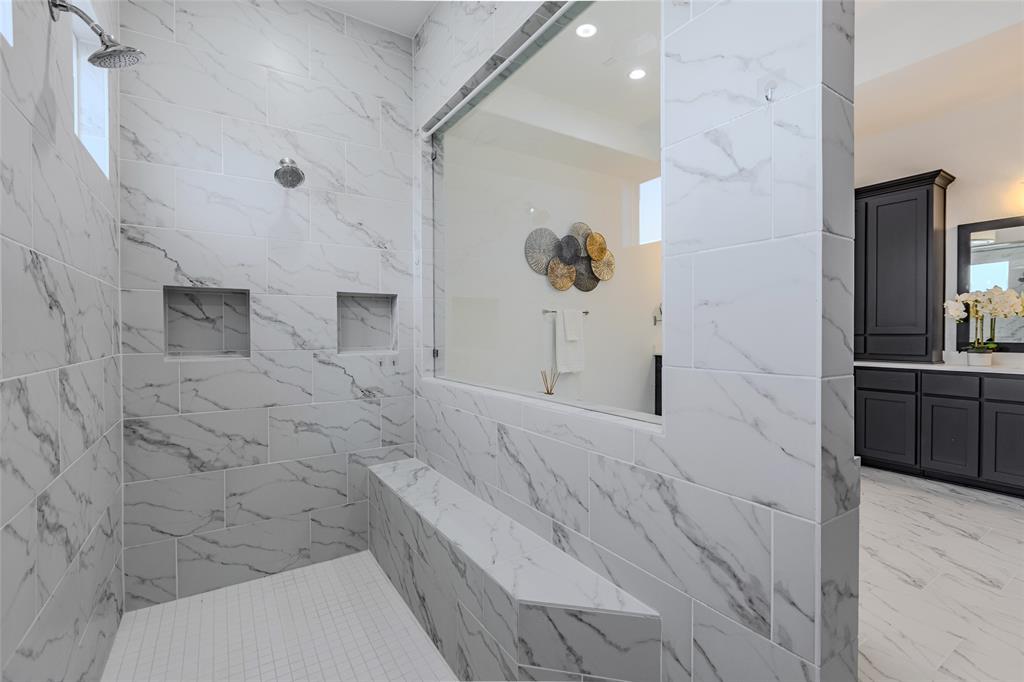 Townlake Ph Four - Residential