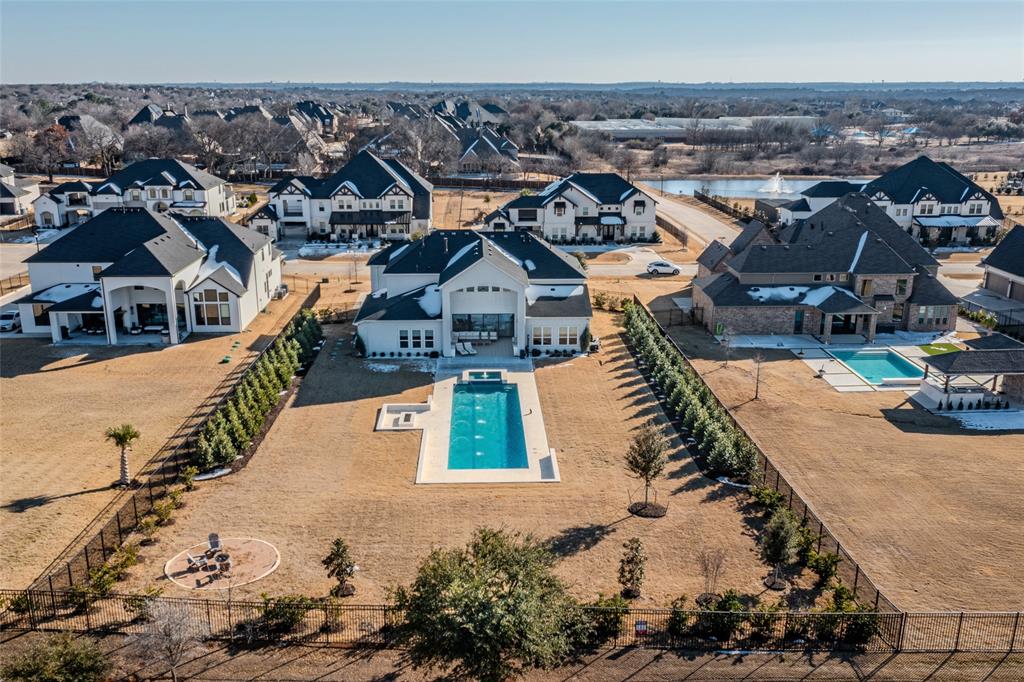 Townlake Ph Four - Residential