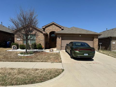805 Rutherford Drive Crowley TX 76036