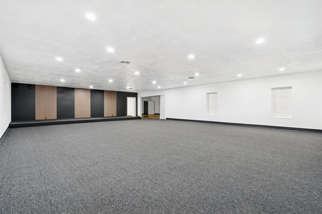 Wm Sprowles Surv Abs #1290 - Commercial Sale