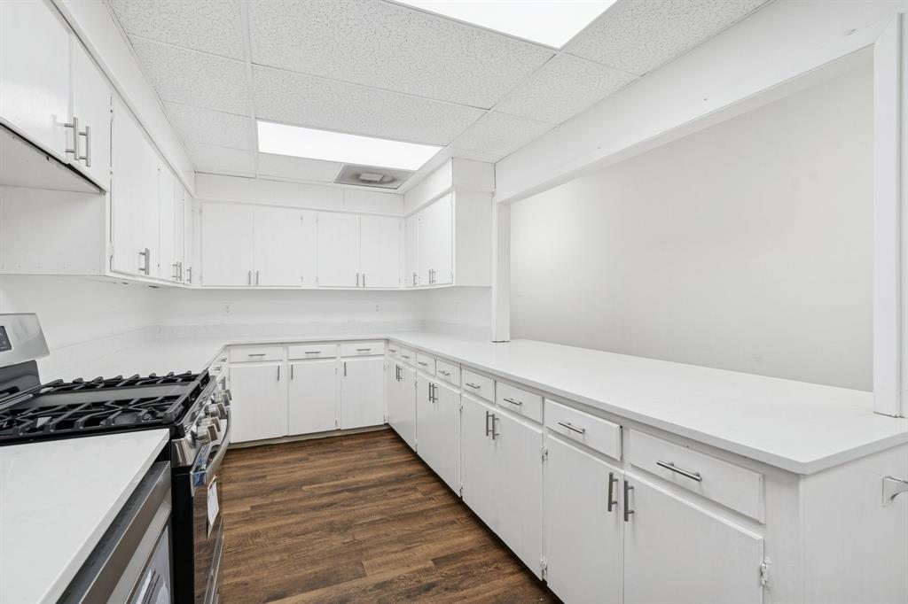 Wm Sprowles Surv Abs #1290 - Commercial Sale