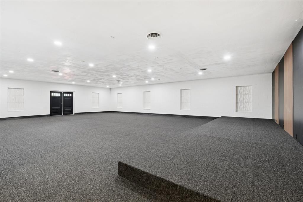 Wm Sprowles Surv Abs #1290 - Commercial Sale