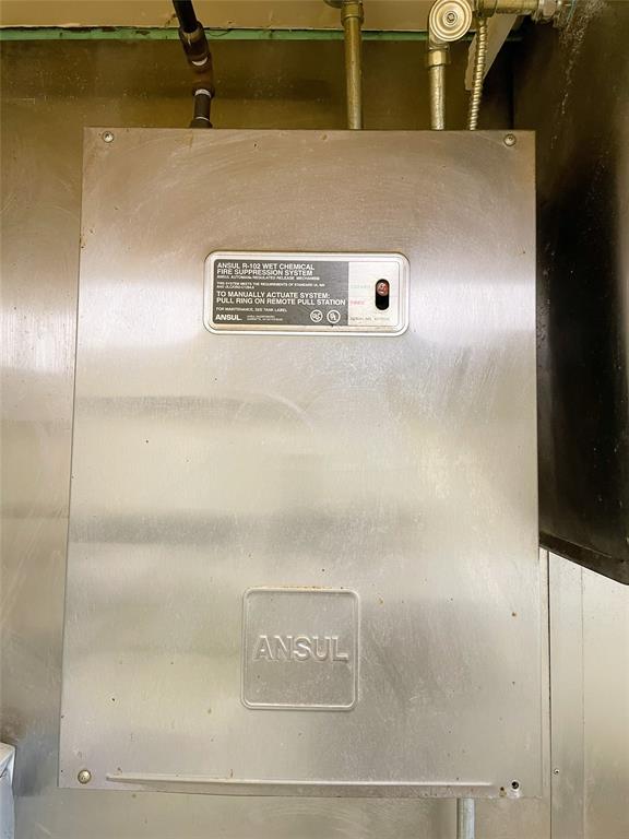 Neal Lexa Add - Commercial Sale