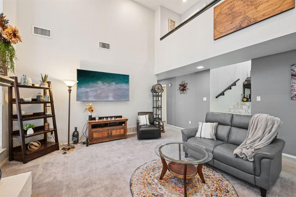 Lake Country Secret Harbour - Residential