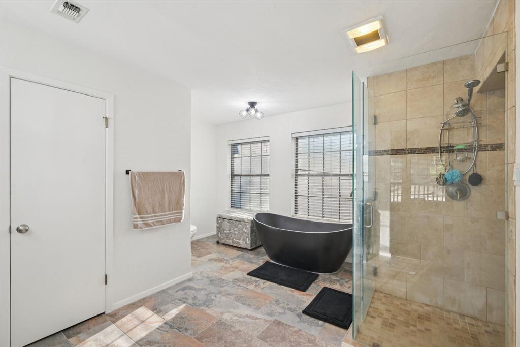 Lake Country Secret Harbour - Residential