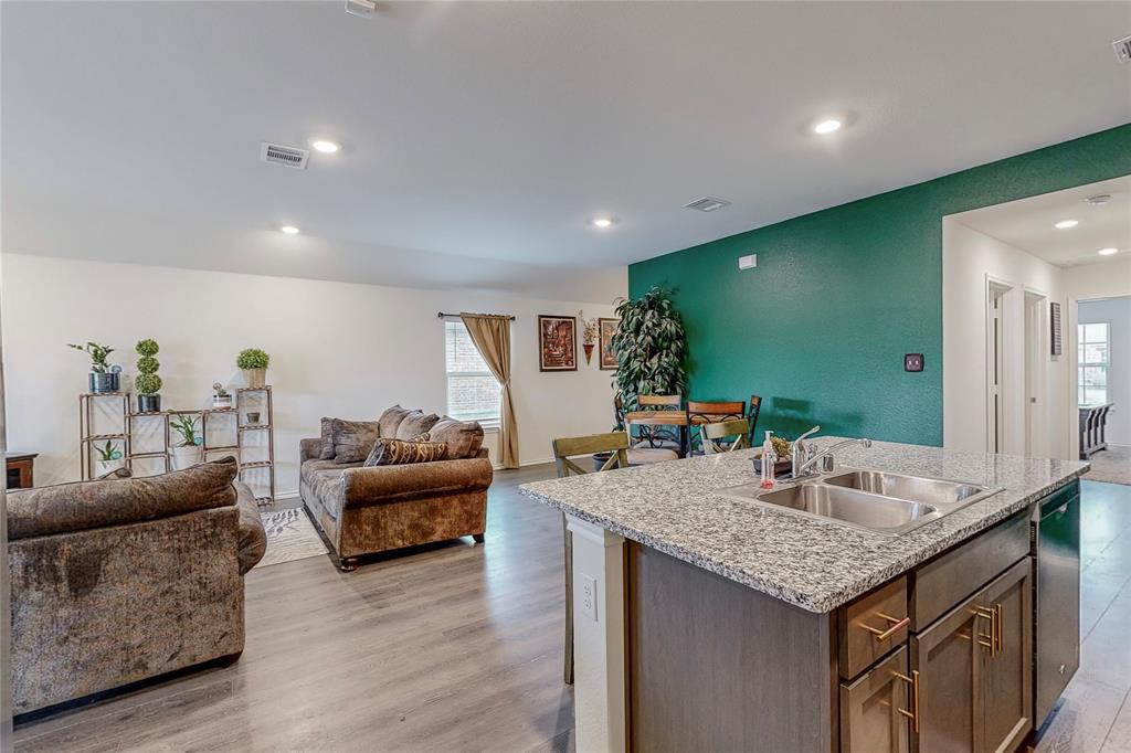 Magnolia Ph 5 - Residential