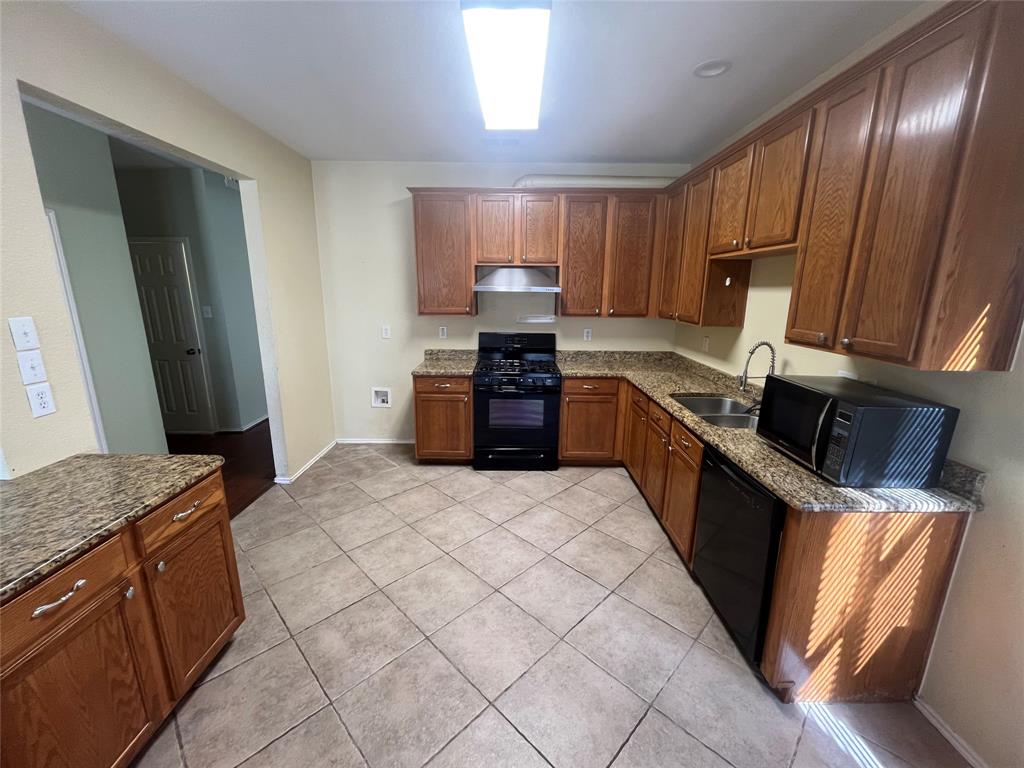 Vista West - Residential Lease