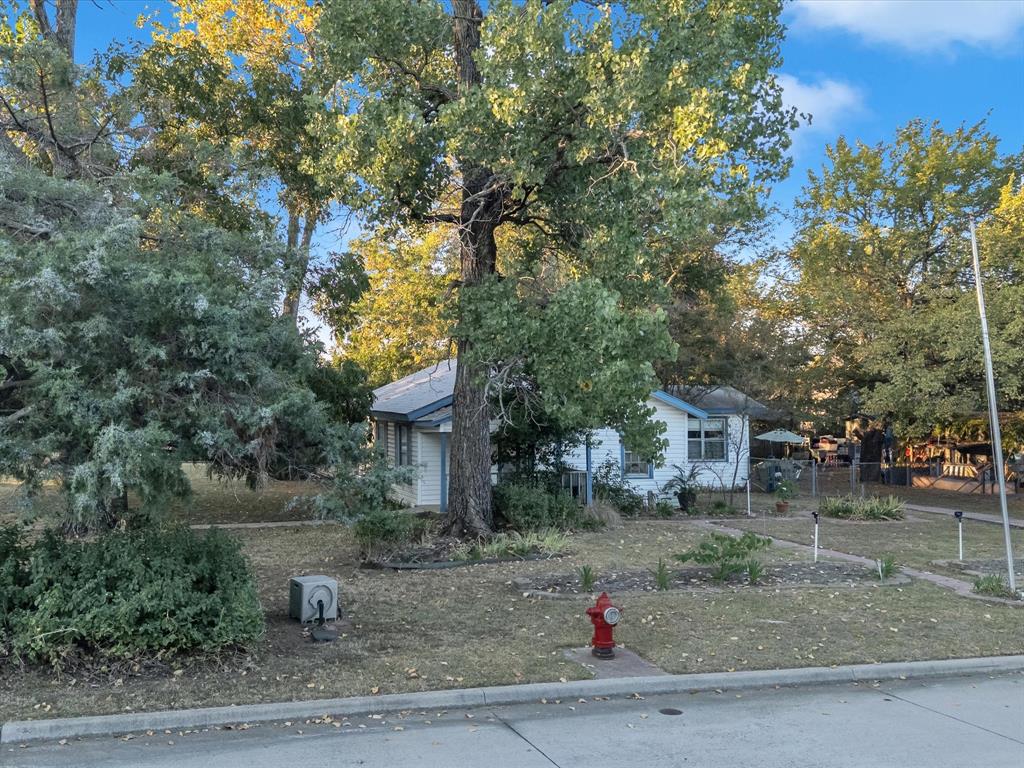 6812 Curtis Road