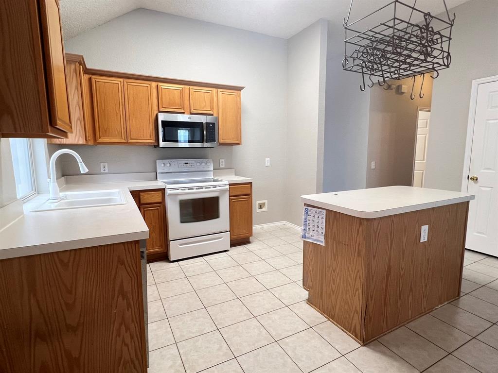 Park Bend Estates Add - Residential Lease