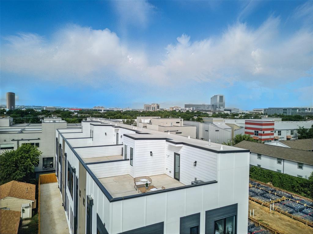 O A TEAL - Residential