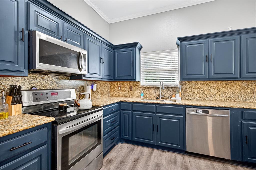 Montgomery & Leedy - Residential