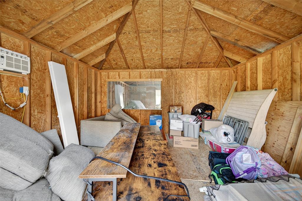 Montgomery & Leedy - Residential