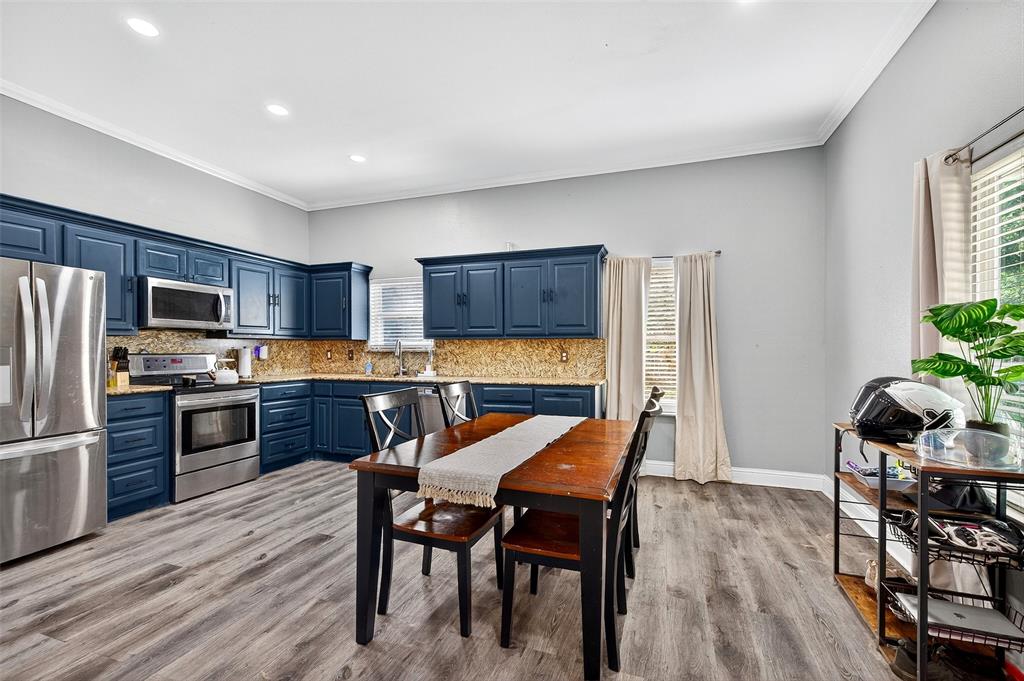 Montgomery & Leedy - Residential