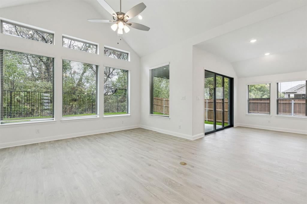 Oaks of North Grove - Residential