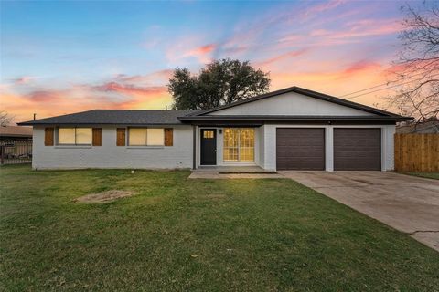 4300 Greenbriar Drive Waco TX 76705