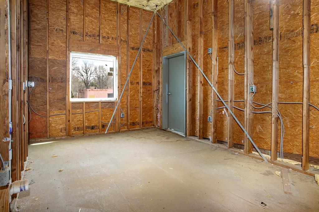 S136100 - HICKS FOUNDRY - Commercial Sale