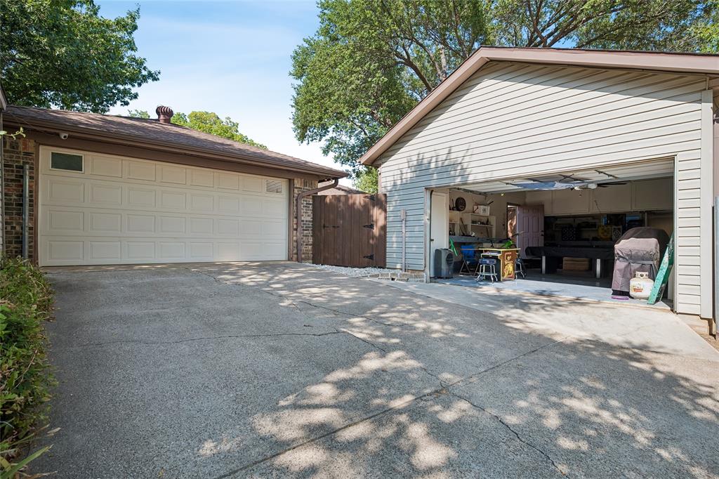 1105 Wood Creek Circle